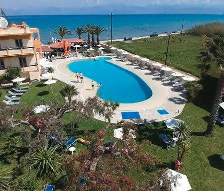 Ninos On The Beach Hotel Roda  Zewnętrze zdjęcie