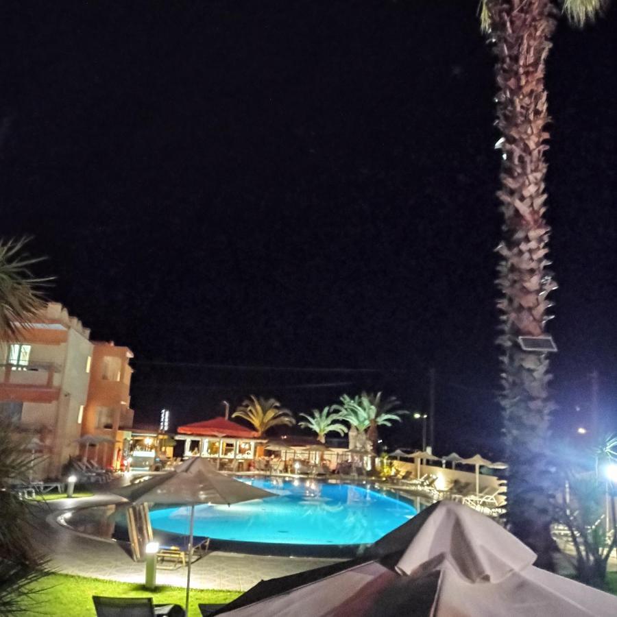 Ninos On The Beach Hotel Roda  Zewnętrze zdjęcie