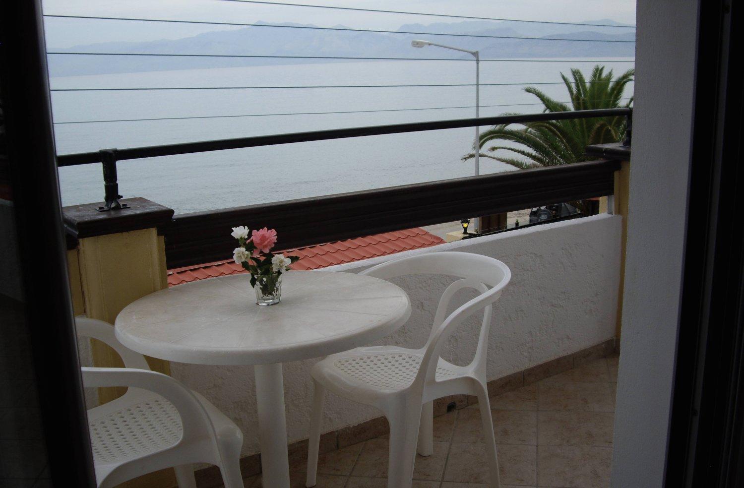 Ninos On The Beach Hotel Roda  Zewnętrze zdjęcie